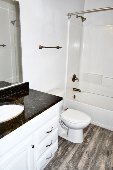 Building Photo - 2310 E St Vrain St