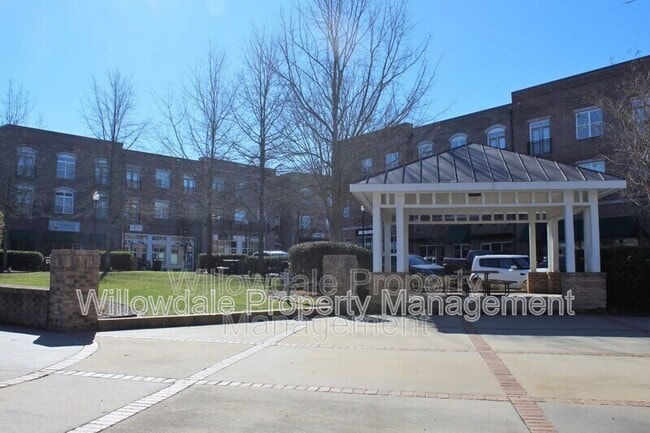 Building Photo - 6025 Kentworth Dr