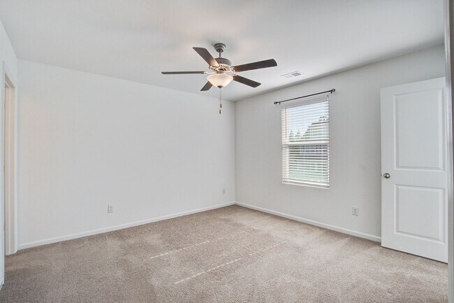 Building Photo - 200 Woodward Rd