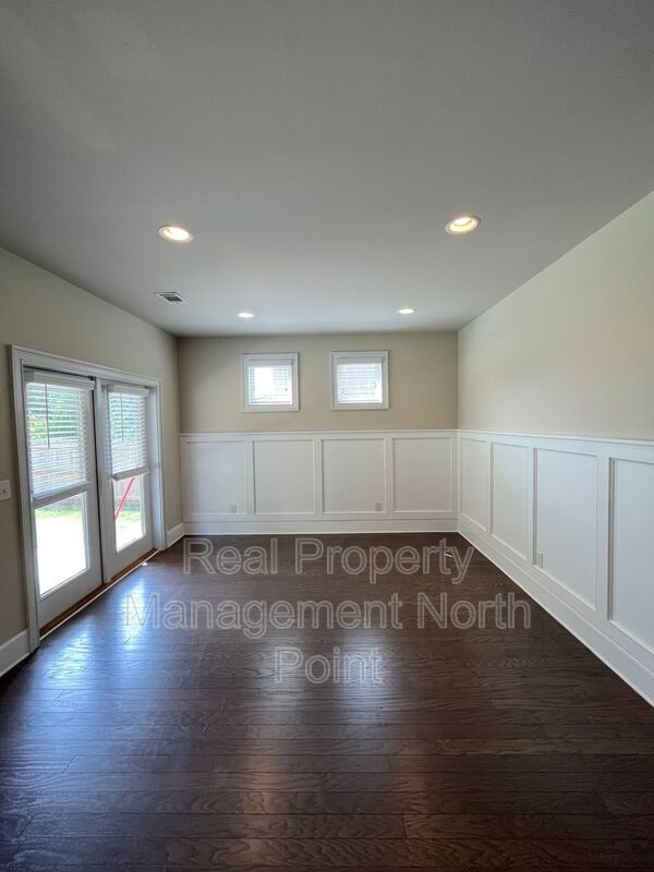 Building Photo - 184 Gray Trl