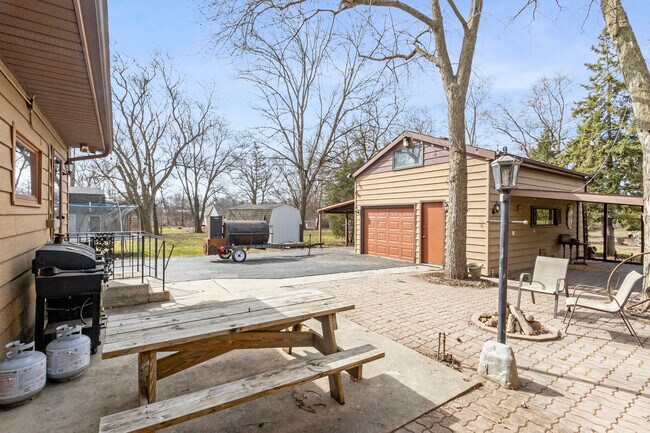 Building Photo - 16934 S Cicero Ave