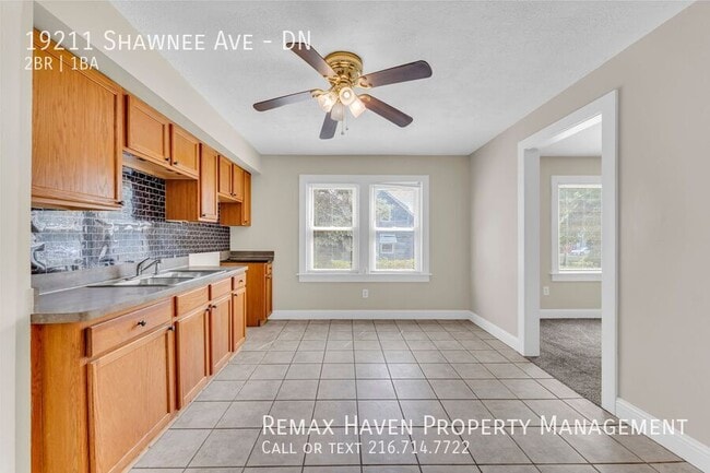 Building Photo - 19211 Shawnee Ave