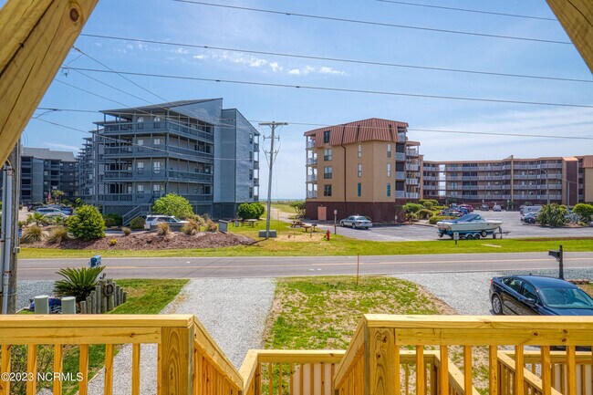 Building Photo - 1883 New River Inlet Rd