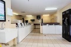 Building Photo - 30 E Huron St