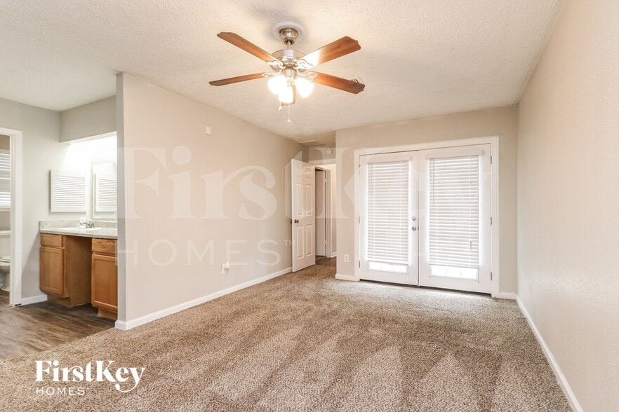 Building Photo - 23203 Tree Bright Ln