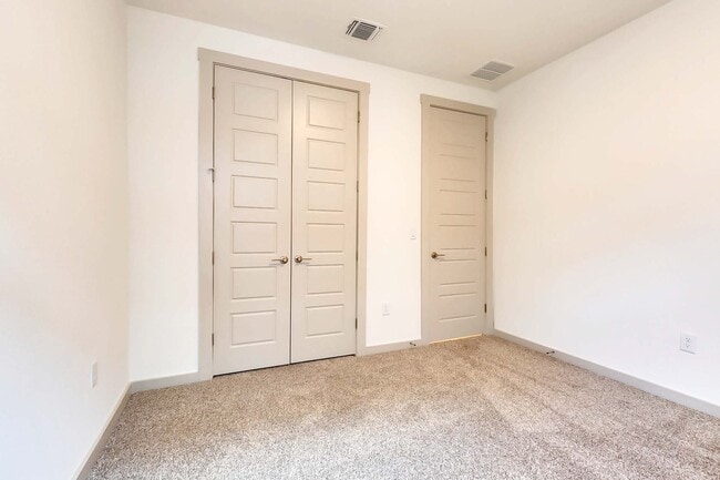 Building Photo - 408 Tinto St