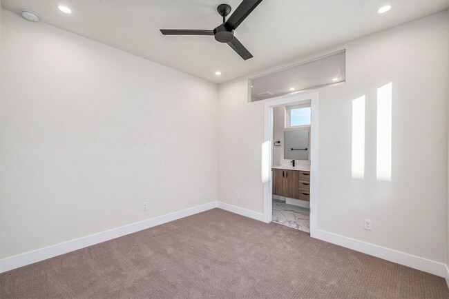 Building Photo - Brand New Townhome!  Be the First!!