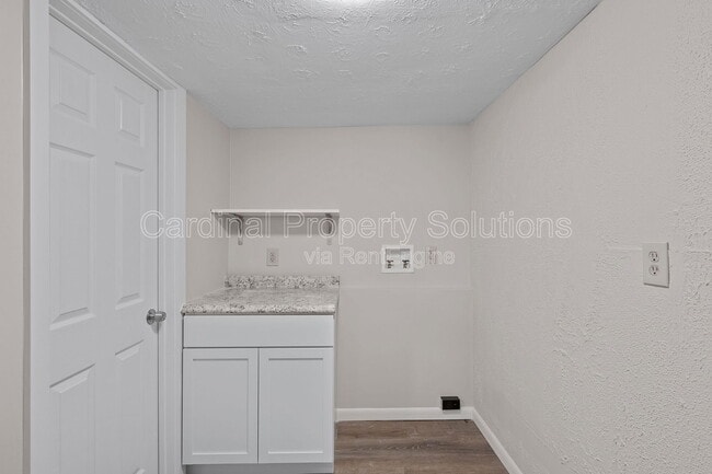 Building Photo - 2520 Grand Blvd