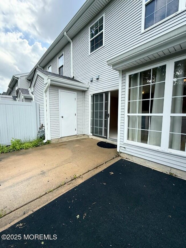 Building Photo - 159 Setter Pl