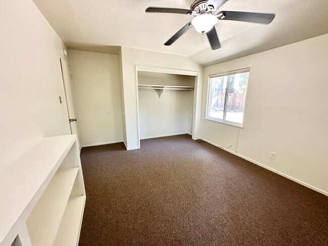 Building Photo - Super close to UC Davis and University Shopping mall-- 4 bedrooms and 2 bathrooms