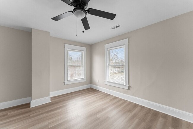 Building Photo - 703 Hamilton Ave