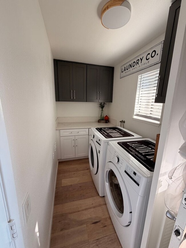 Building Photo - Updated Amalfi model with great patio too