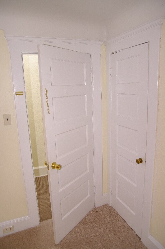 Building Photo - 950. AMERICA REALTY PA LIC LONG TERM RENTALS