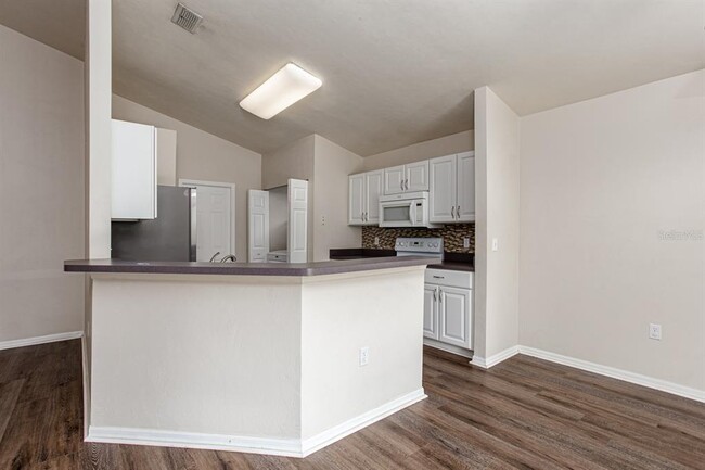 Building Photo - 4938 NW 20th Dr