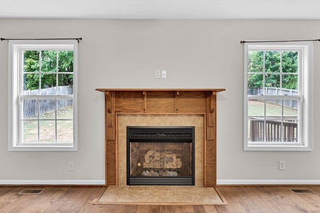 Building Photo - 1109 Ishee Dr