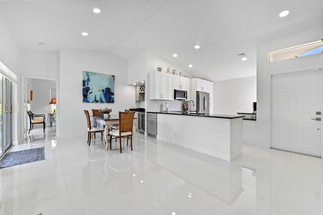 Building Photo - 11560 Augustus Dr