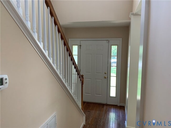Building Photo - 11832 Park Forest Way