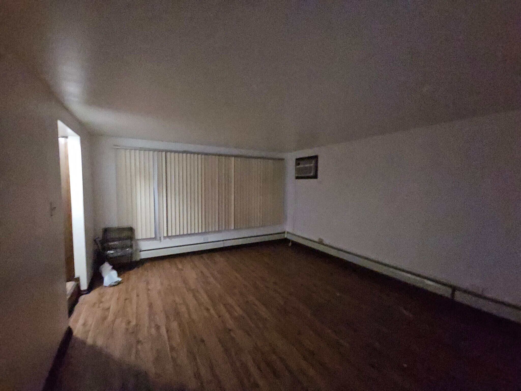 Living Room - 1860 State St