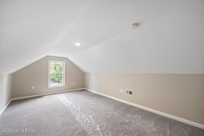 Building Photo - 343 S 42nd St