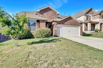 Building Photo - 2304 Abilene Ln