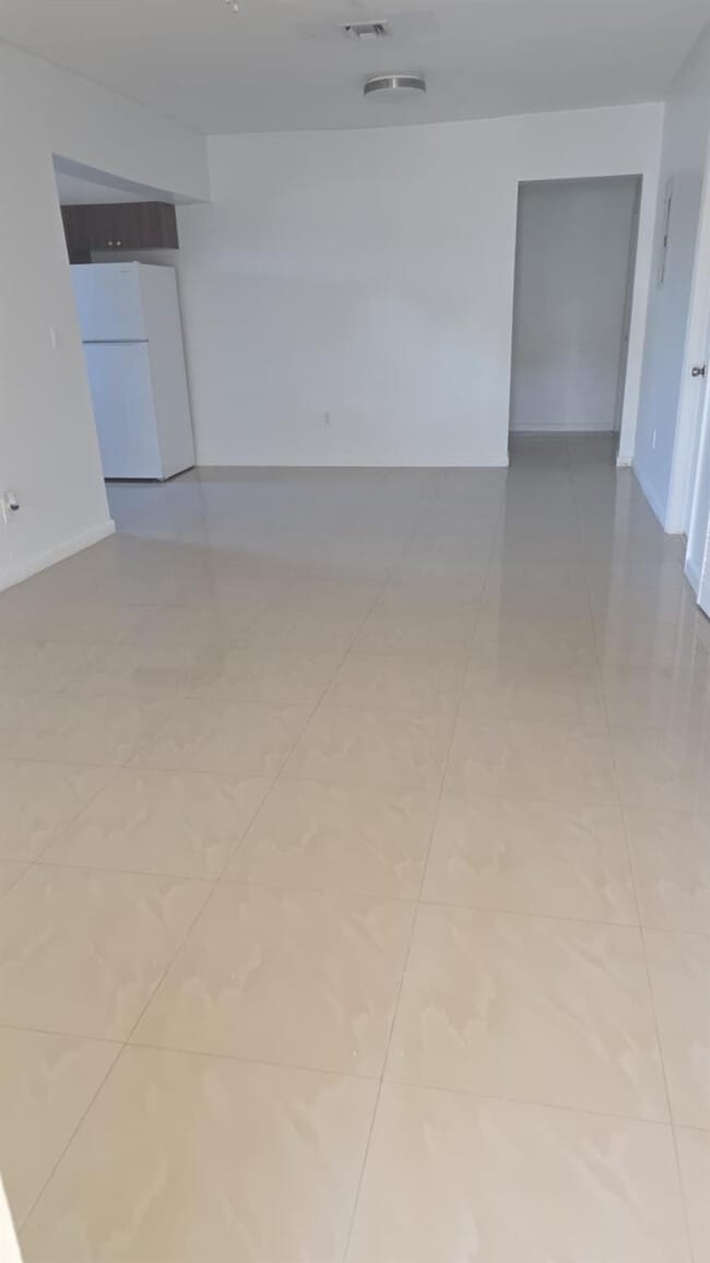 Building Photo - 5241 Mayo St