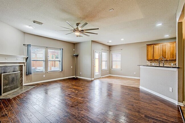 Building Photo - 7507 Trail Hollow