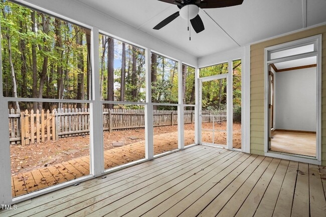 Building Photo - 1008 W Sterlington Pl