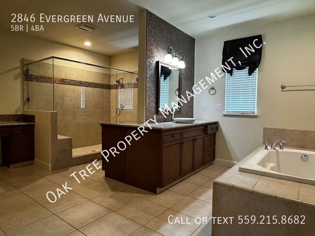 Building Photo - 2846 Evergreen Ave