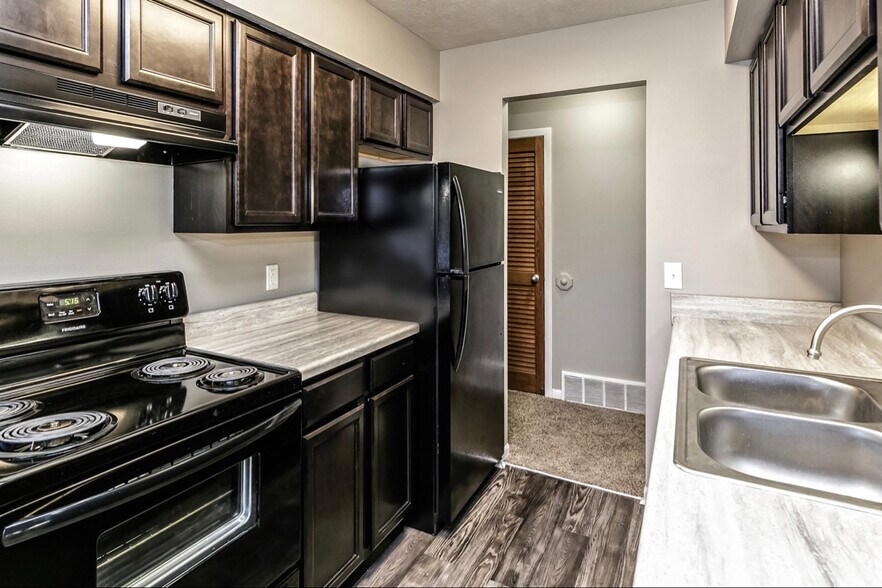 Willow Creek Apartments 7007 S 145th St Omaha NE 68138 Apartment Finder