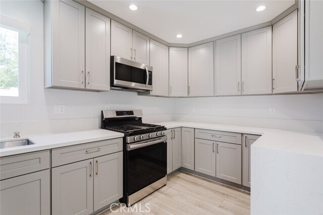 Building Photo - 14151 Gager St