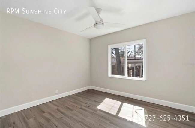 Building Photo - 4520 5th Ave N
