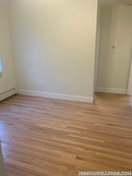 Building Photo - 16 Wait St