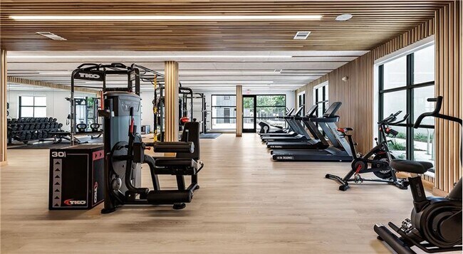 Building Photo - 5902 Westminster Dr