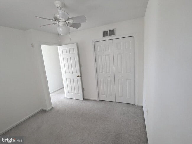 Building Photo - 310 Deer Run Ct