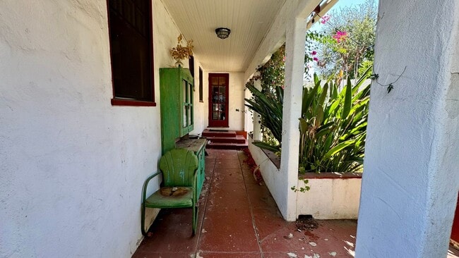 Building Photo - 1119 Forest Ave