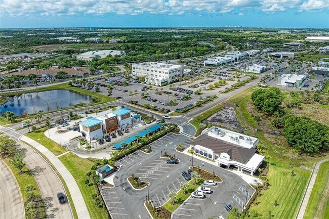 Building Photo - 8143 Miramar Way