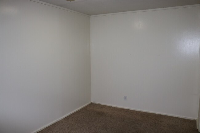 Building Photo - 8845 W Church St