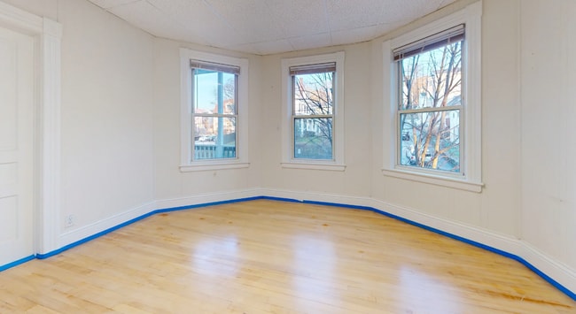 Building Photo - 18 Elizabeth St