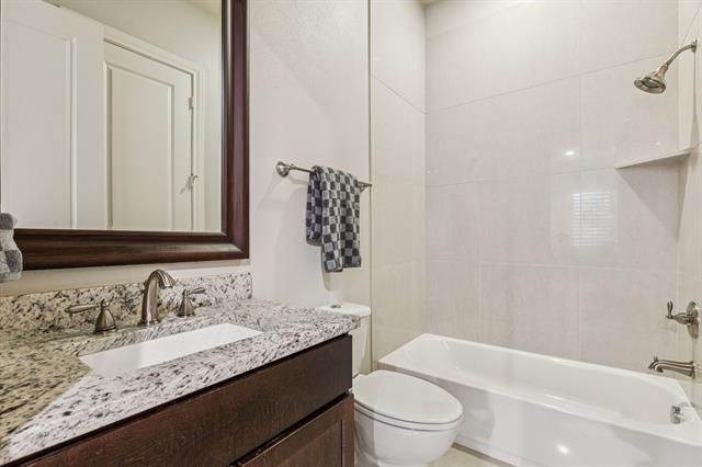 Building Photo - 2138 Aylesport Dr