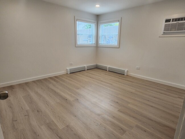 Building Photo - 20779 Elizabeth Ave