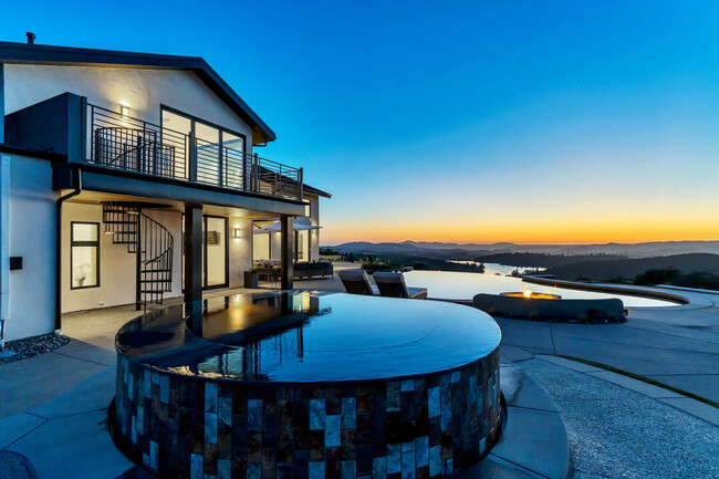 Building Photo - 14692 Ranch Trail Dr