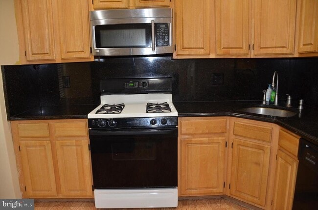 Primary Photo - 19 Jill Ct