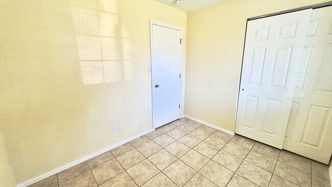Building Photo - 4270 Deerfield Hills Rd