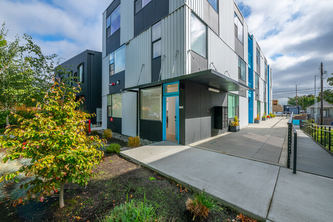 Building Photo - Ainsworth Terrace Apartments