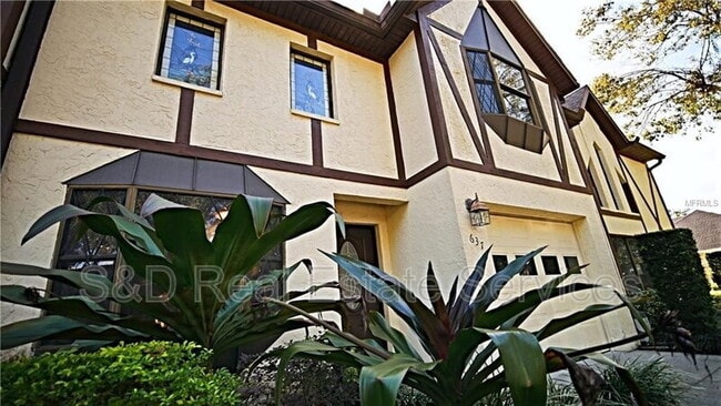 Building Photo - 637 Victoria Square Ln