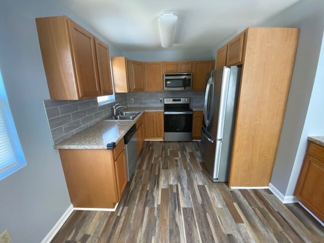 Building Photo - Rural & Adorable Rancher for Rent on large lot!