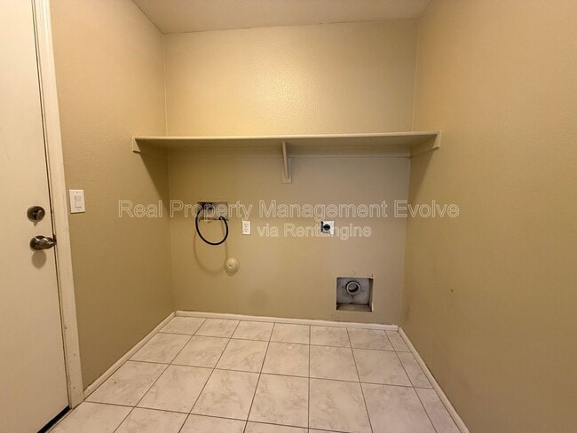 Building Photo - 12539 W Medlock Dr