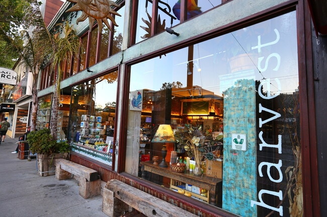 Building Photo - 309-311 Church Street