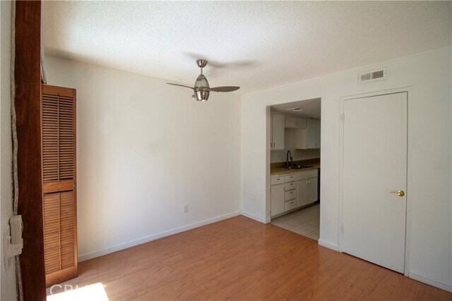 Building Photo - 11818 Moorpark St