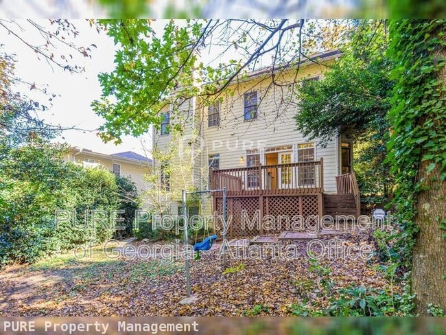 Building Photo - 410 Wilfawn Way